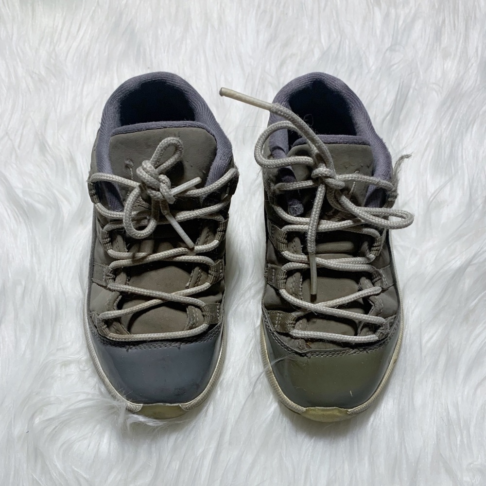 Used Kids Gray Jordans